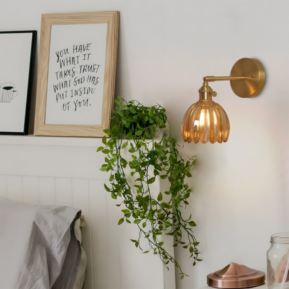 Vintage Messing Tulpen Glas Wandlamp 1-Licht
