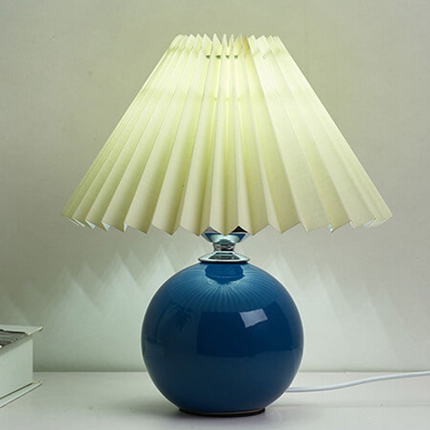 Nordic Ceramic Pleated Table Light | 1-Lamp
