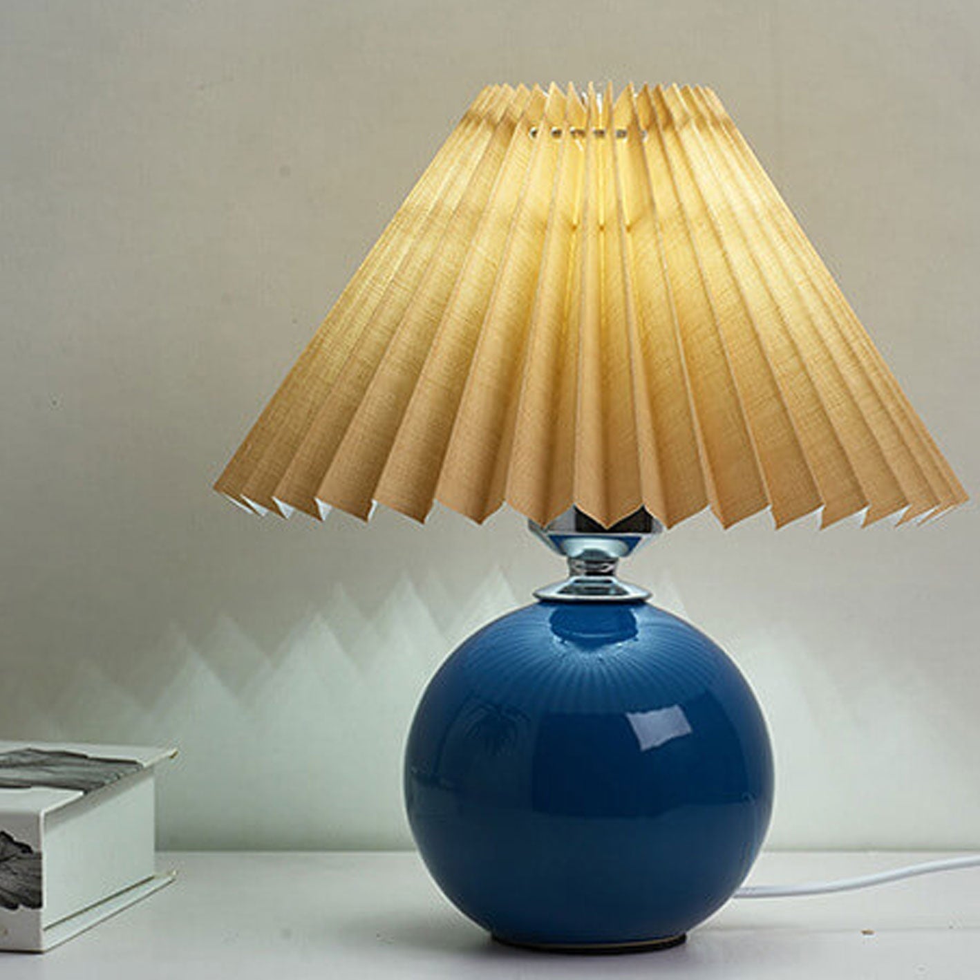 Nordic Ceramic Pleated Table Light | 1-Lamp
