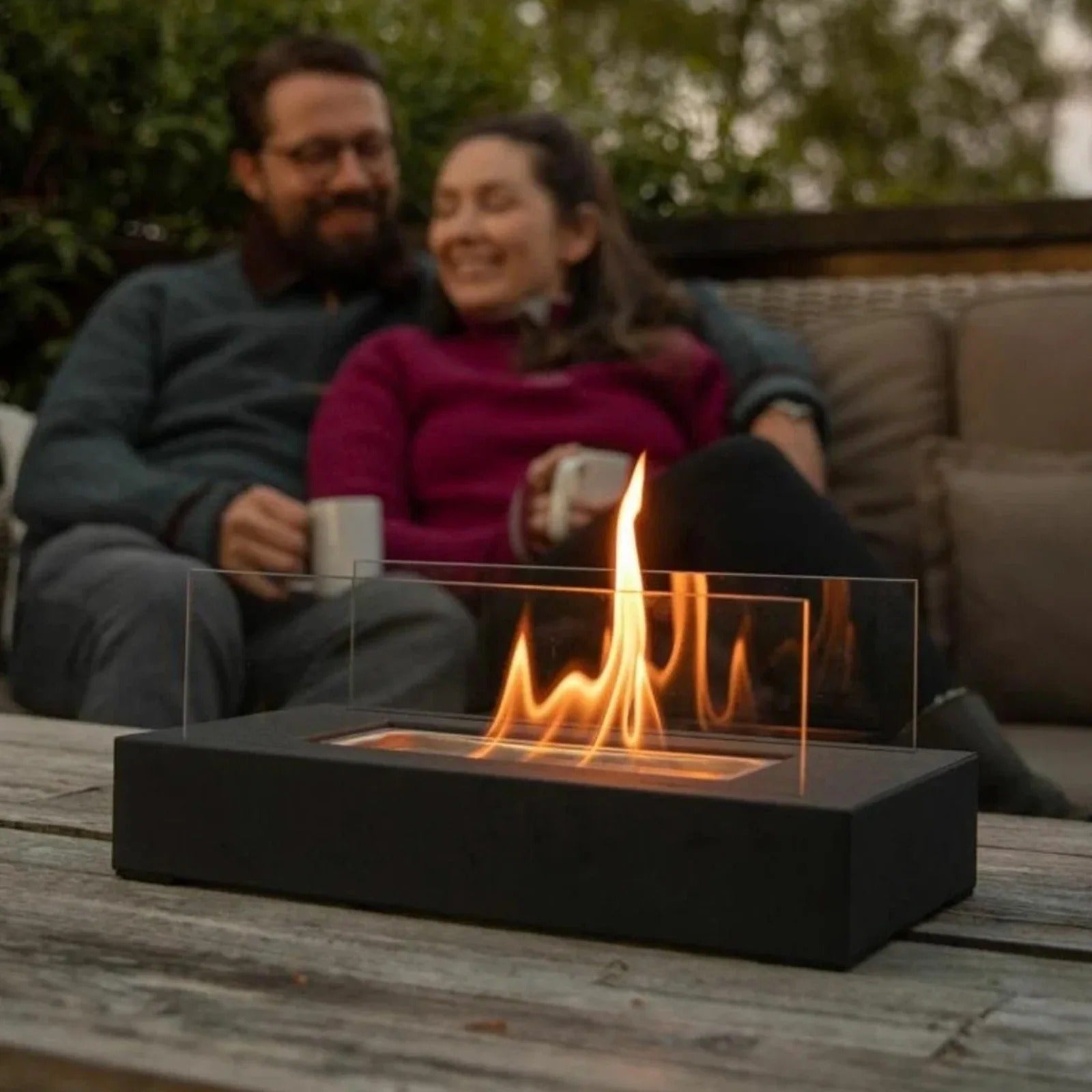 SereneFlame - Luxe Stemminghaard voor een Betoverende Buitenatmosfeer