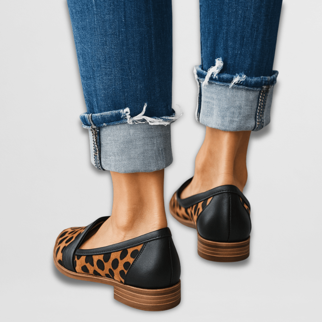 Magdalena | Dames Lente Puntige Suède Loafers