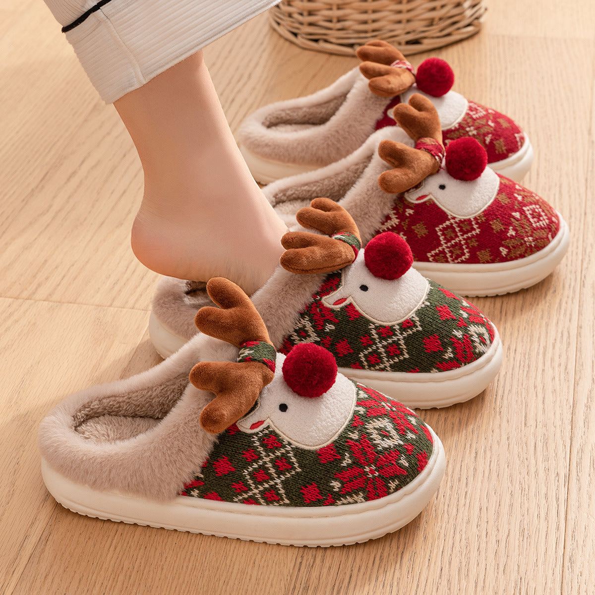 Kerstpantoffels met Geborduurde Stof