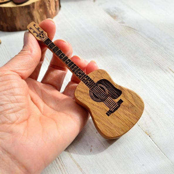 Houten Gitaar-Pick-Doos met Standaard