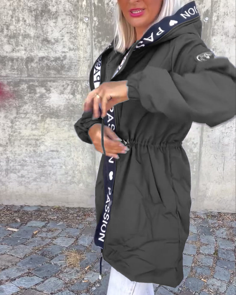 Shagina | Lässiger Mantel mit Kapuze