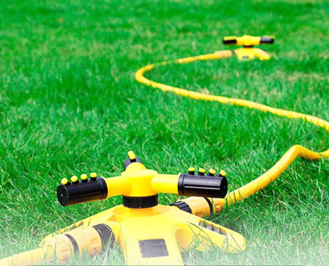 AquaLux 360º Sprinkler Systeem | Automatische irrigatieoplossing met een versterkte 15M slang voor optimale tuinverzorging