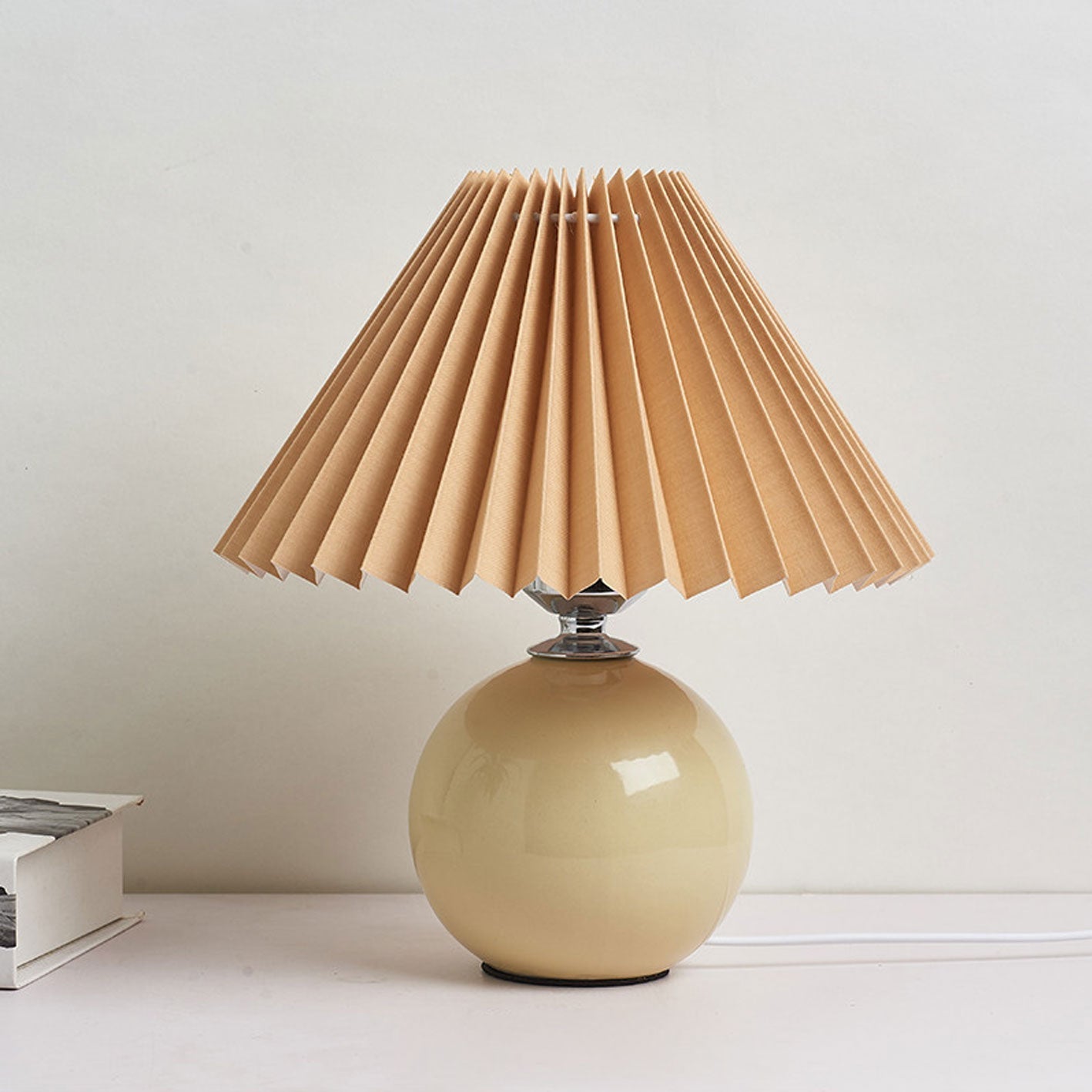 Nordic Ceramic Pleated Table Light | 1-Lamp