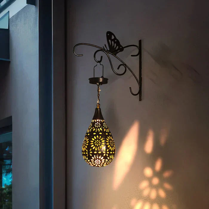 Zonne-energie en weerbestendige tuinlamp
