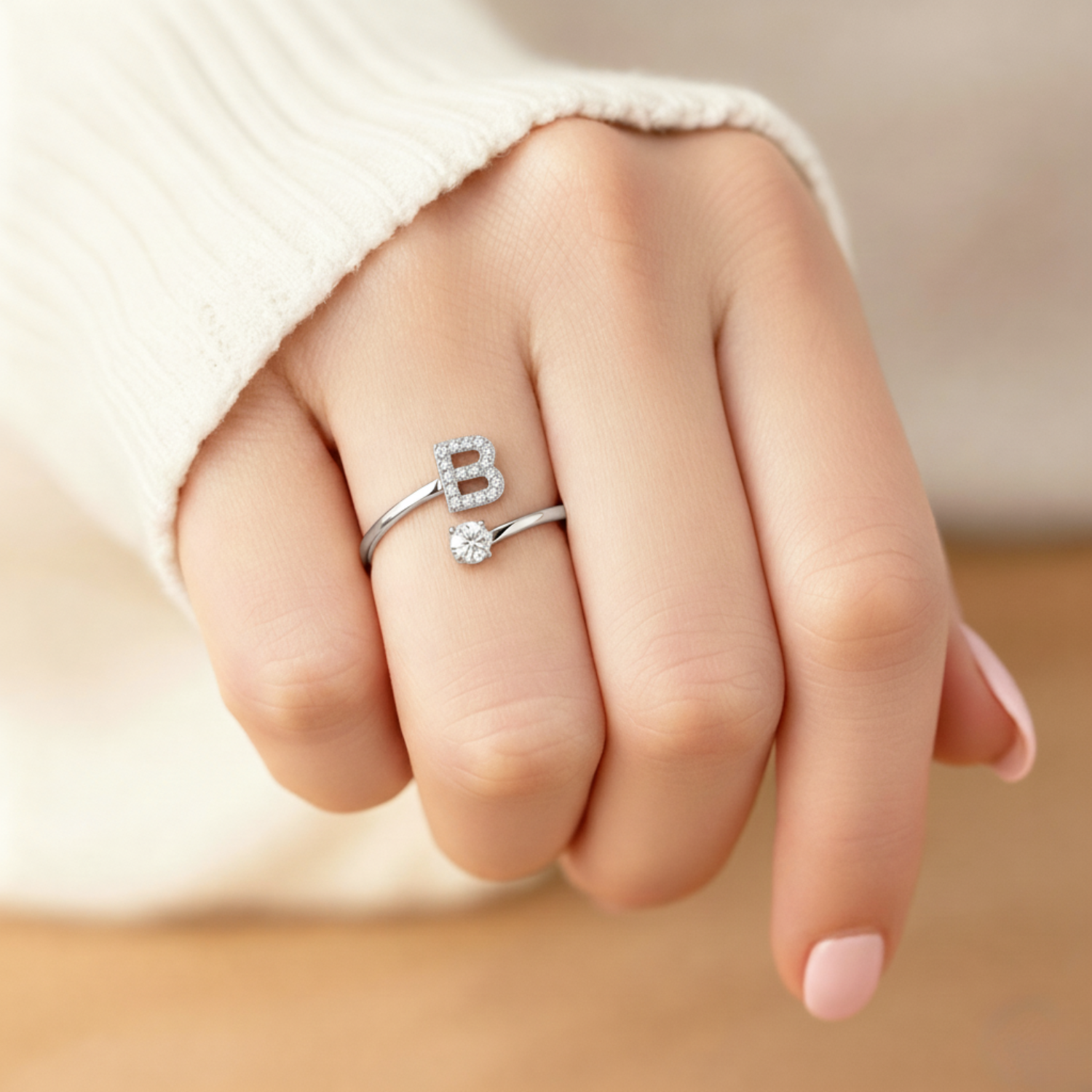 MonoCharm | Verstelbare Initial Ring Classic met Cadeau Doos en Kaart Bericht