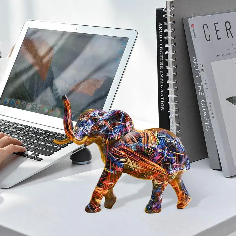 ColorTrunk Levendige Olifantensculptuur Uniek Gedurfd Ontwerp
