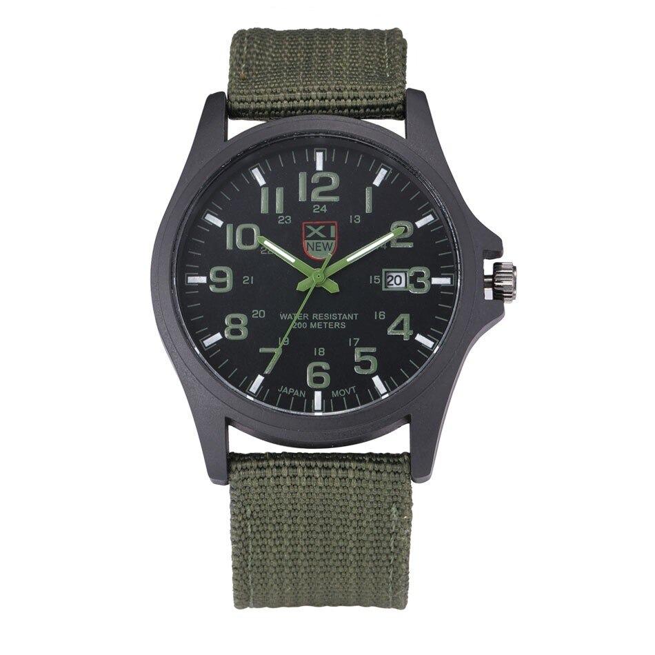 Militaire Stijl Robuuste Horloge met Verlichte Wijzerplaat, Waterdicht, Stopwatch en Datumweergave