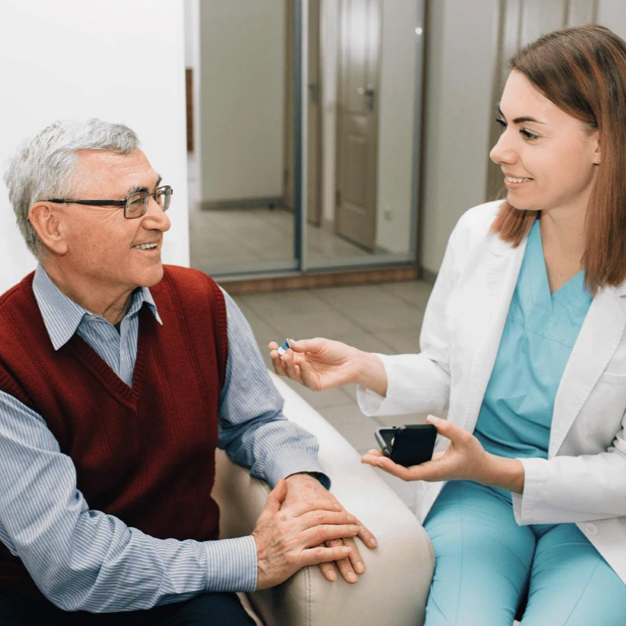 Onzichtbare Oplaadbare Hoortoestellen met Geluidsreductie – Comfortabel en Discreet Ontwerp voor Licht tot Gemiddeld Gehoorverlies