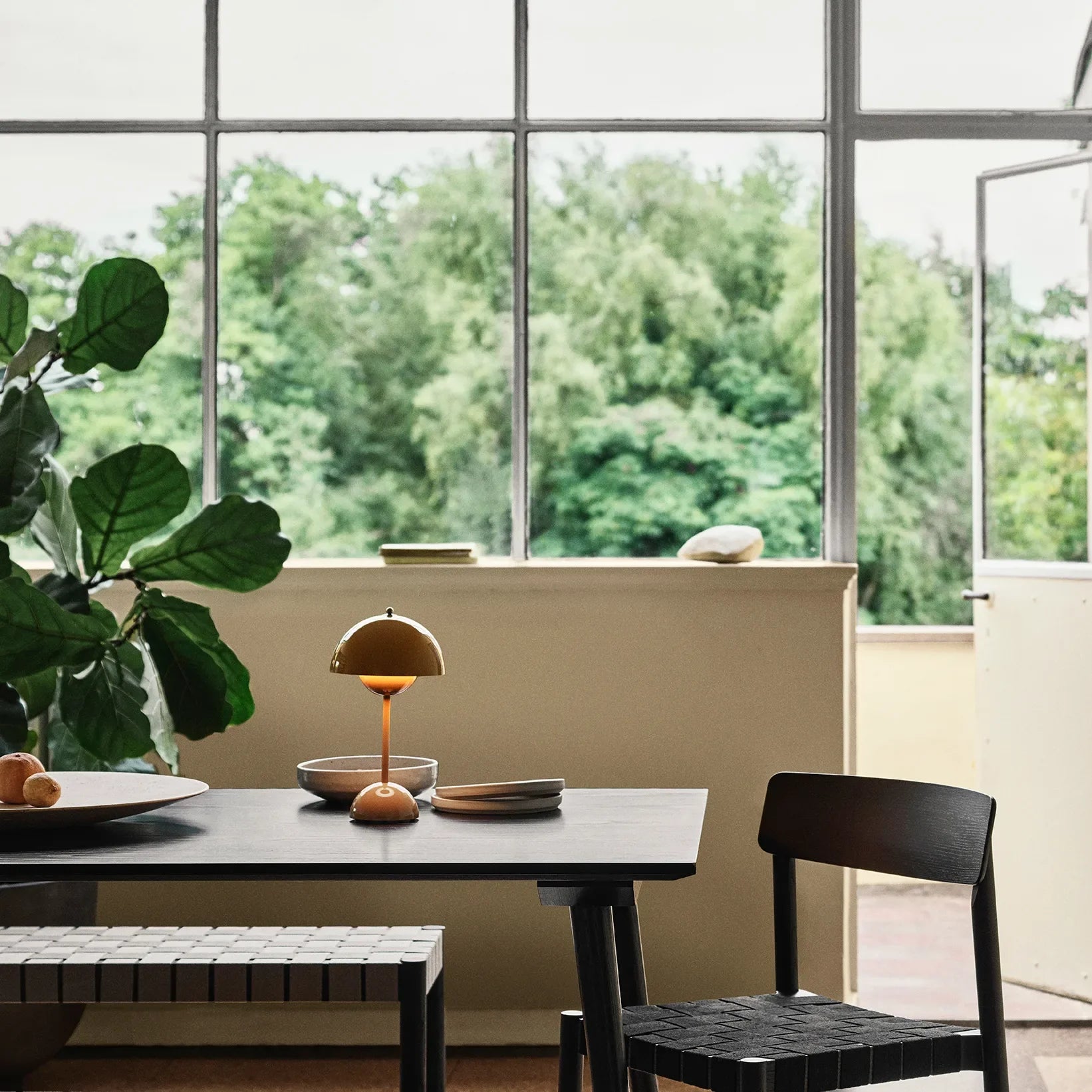 LuxeAura Designlamp | Scandinavische lamp voor een verfijnde ambiance