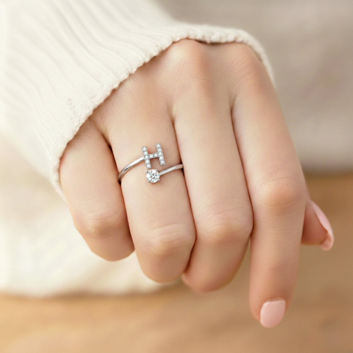MonoCharm | Verstelbare Initial Ring Classic met Cadeau Doos en Kaart Bericht