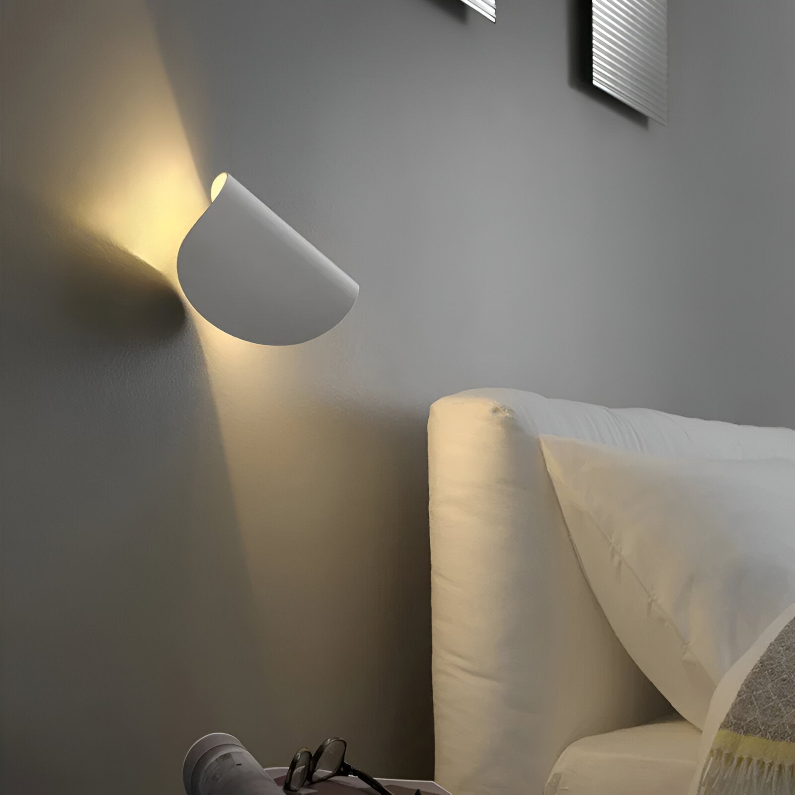 Wandlamp Draaibaar - Metaal - Curve Ontwerp - Perfect voor elke kamer
