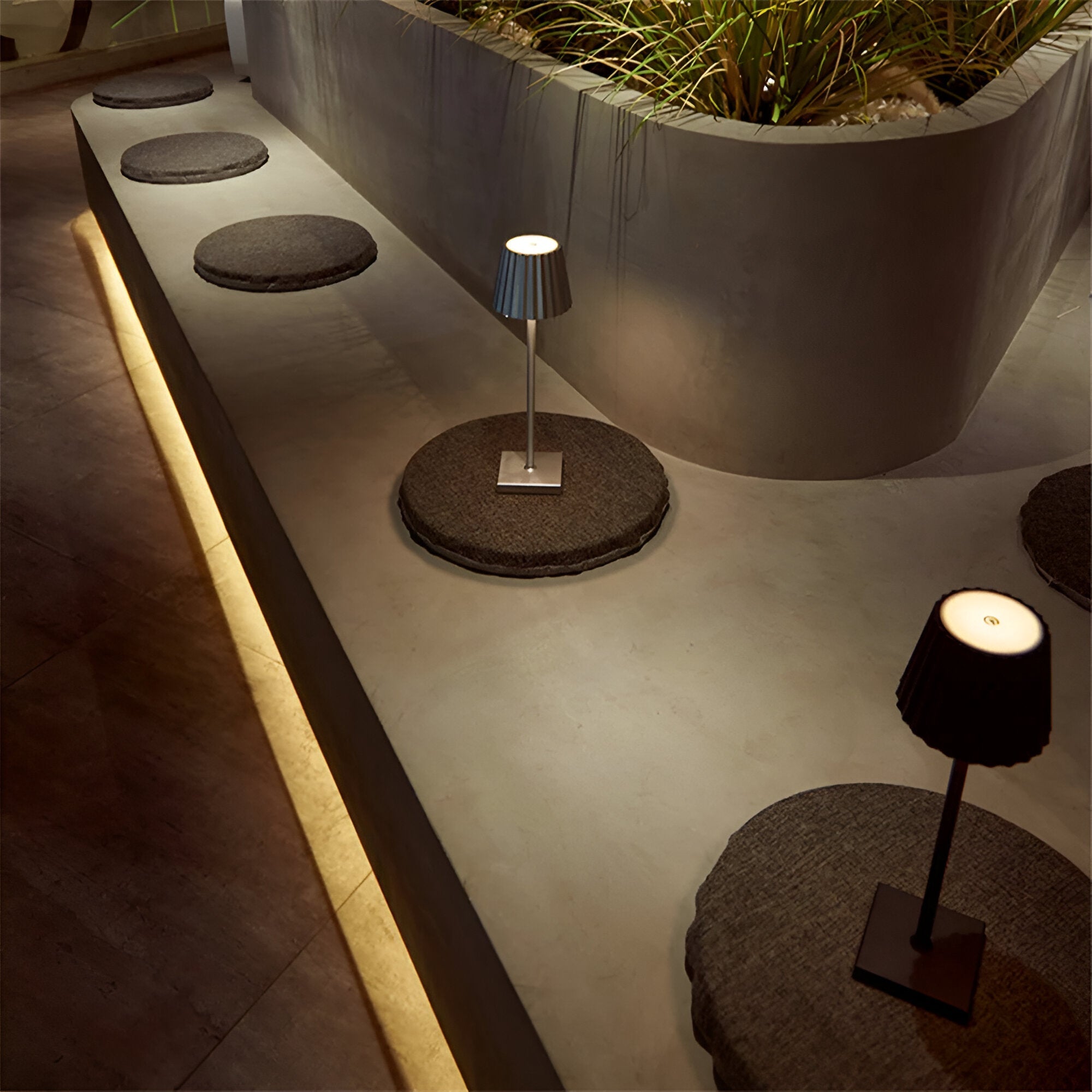 Tafellamp LED - Dimbaar, Waterdicht & Draadloos