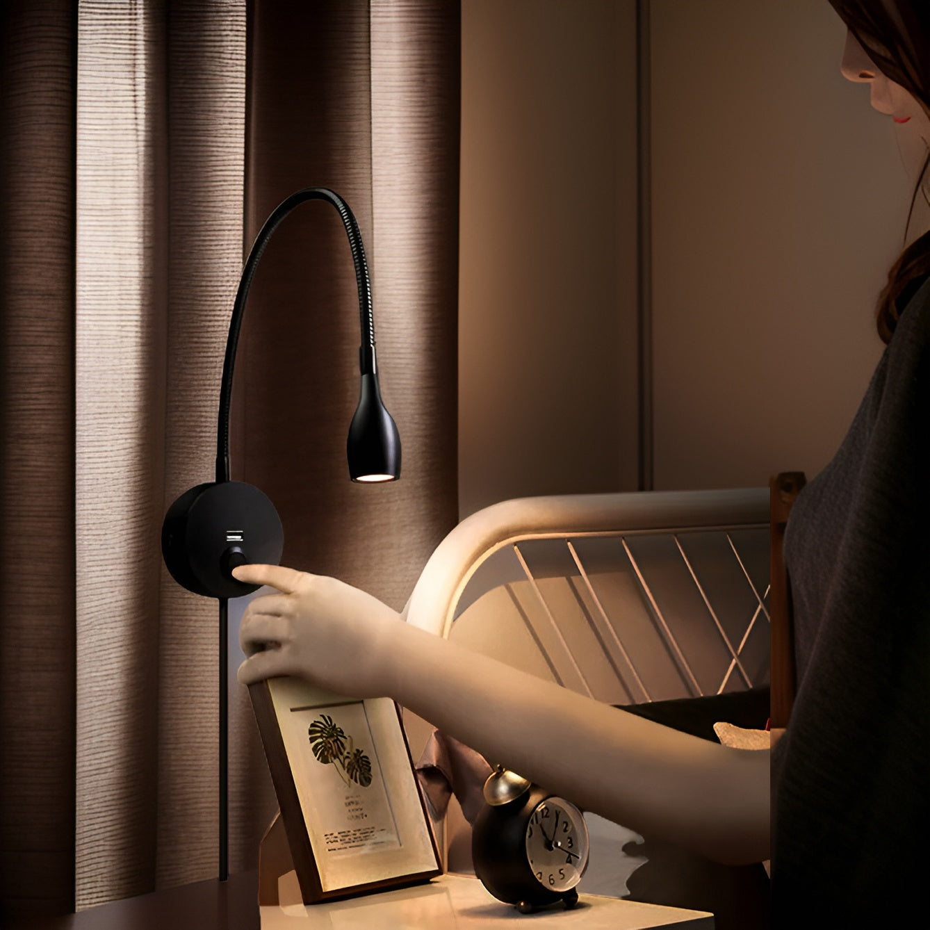 BrightNest – Flexibele Wandlamp voor Lezen met Dimbare Touchbediening