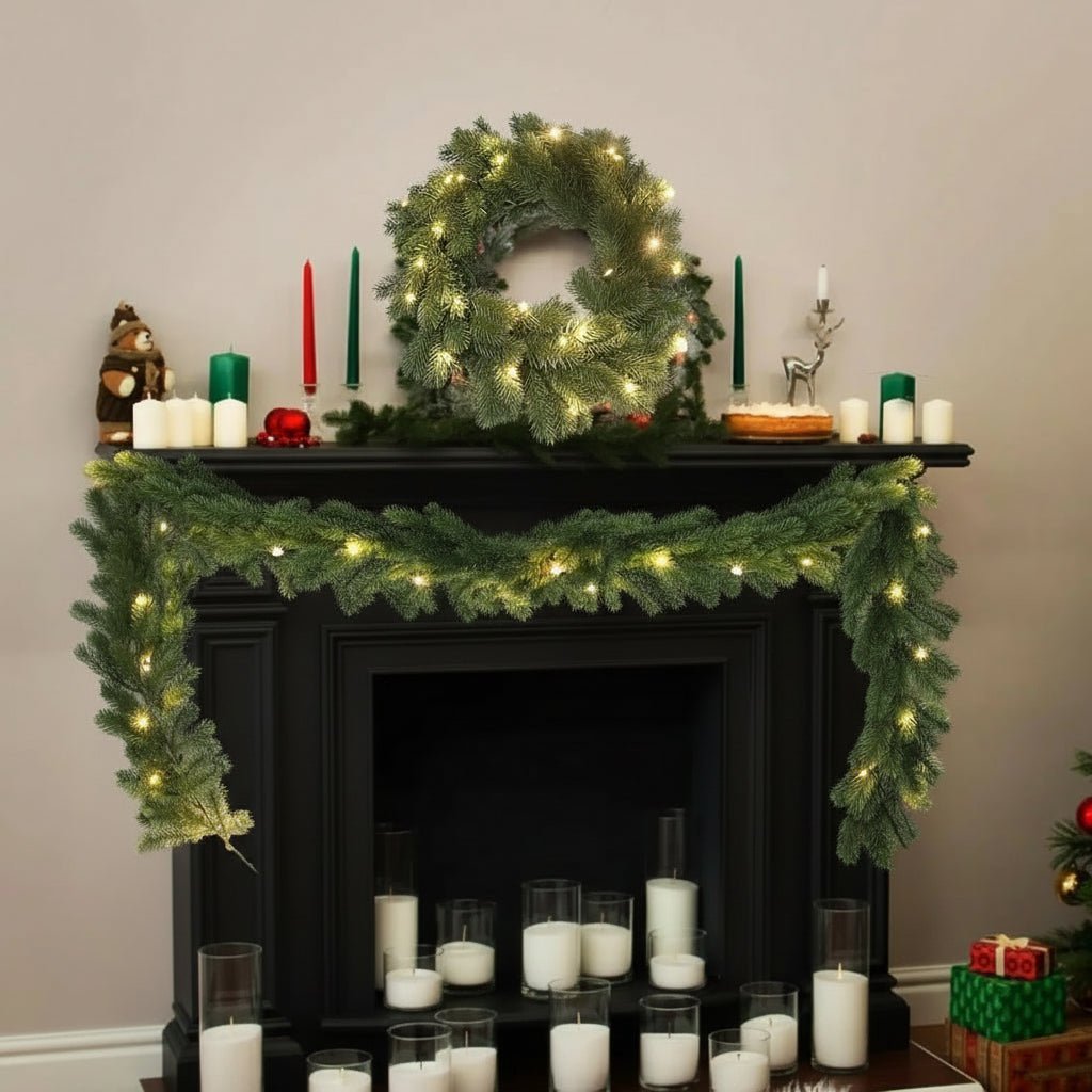 LED Kerstkrans met Warmwit Licht – Elegante Verlichte Kerstdecoratie