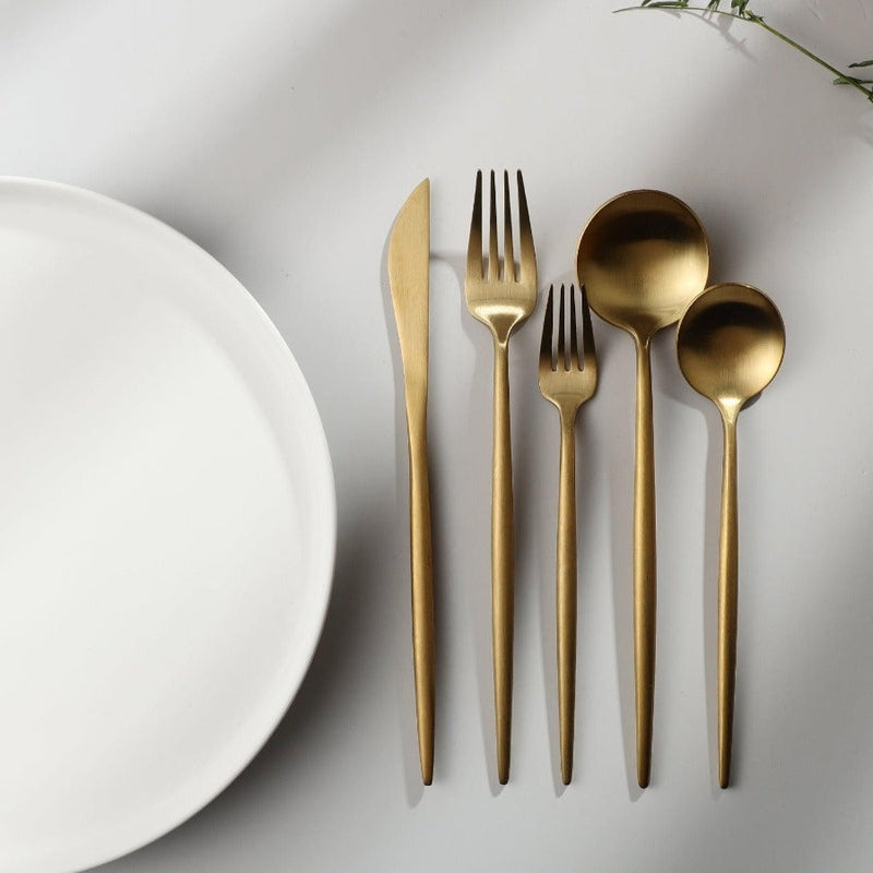 Minimalistisch bestek van roestvrij staal – Elegant in eenvoudig design