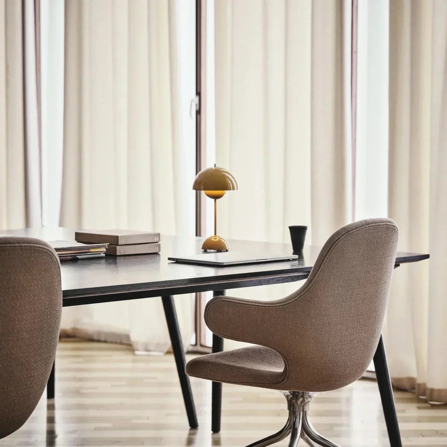 NordicGlow Luxe Moderne Paddenstoel Bureaulamp