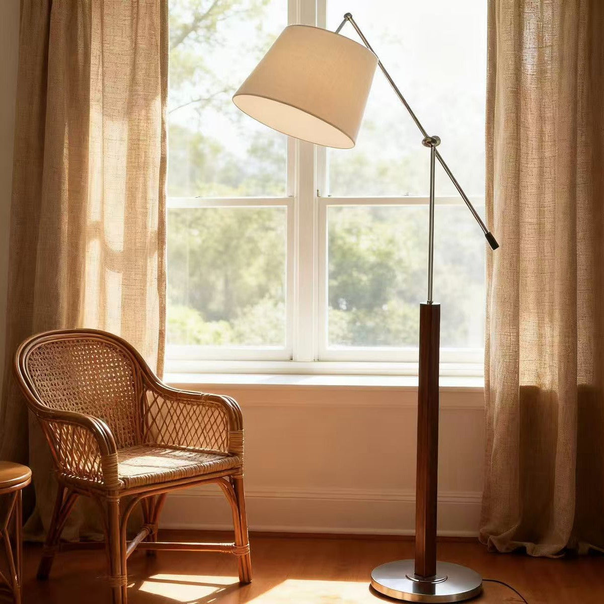 Verstelbare Vloerlamp met Draaibare Arm – Functionele Designlamp