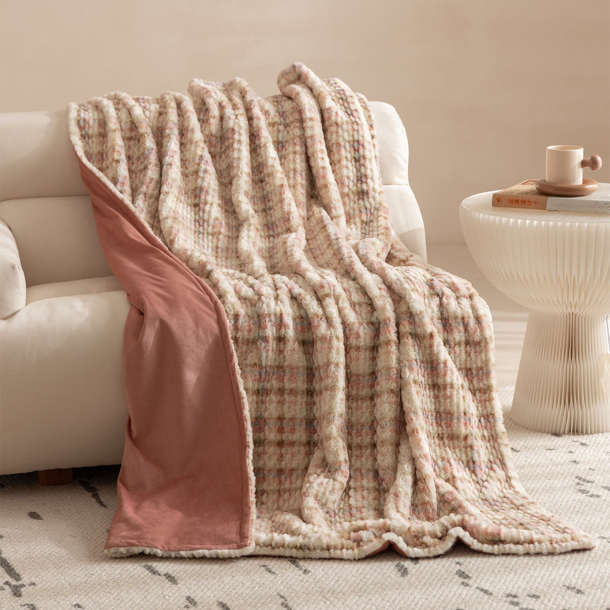 Luxe Faux Fur Plaid met Golvende Textuur – Zachte Bontdeken met Microvezel Achterkant