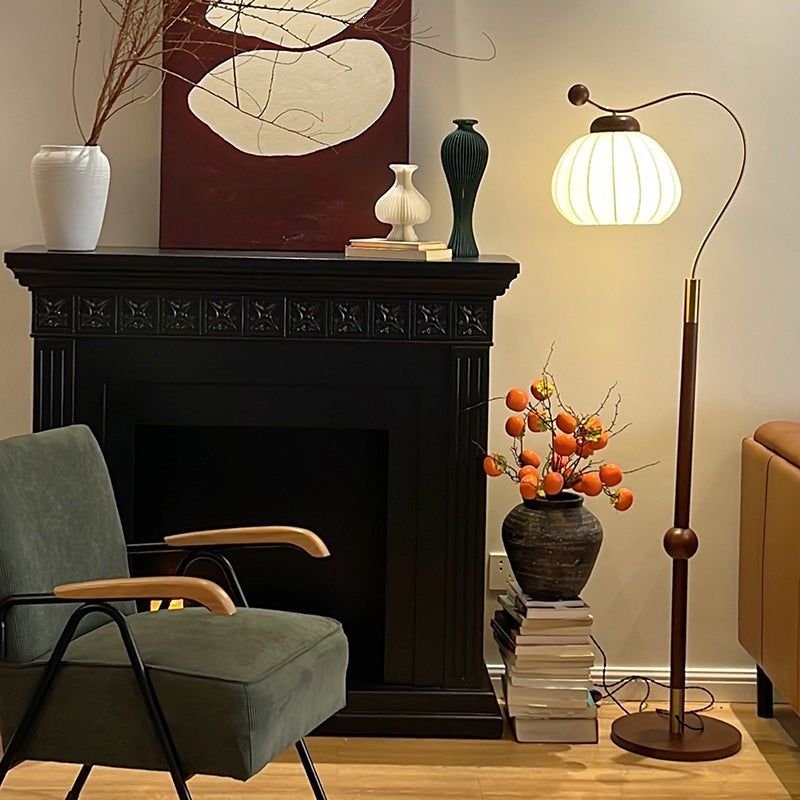 Gebogen Vloerlamp met Verstelbare Lampenkap – Moderne Designlamp