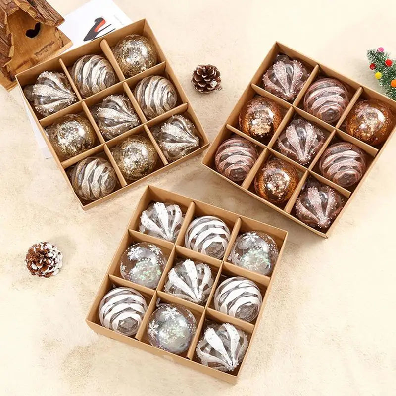 GlansFeest Kersthangdecoraties – Set van 9 kunststof ornamenten met sneeuwvlok- en balontwerp
