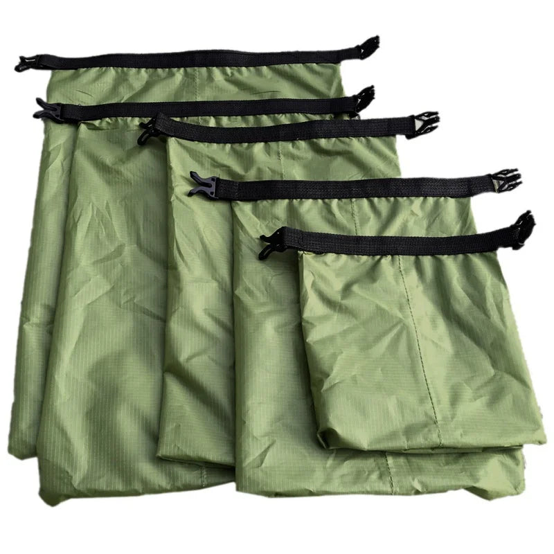 Sealon Droogzak Set | Waterdichte en zanddichte 5-delige set voor reizen en outdoor avonturen
