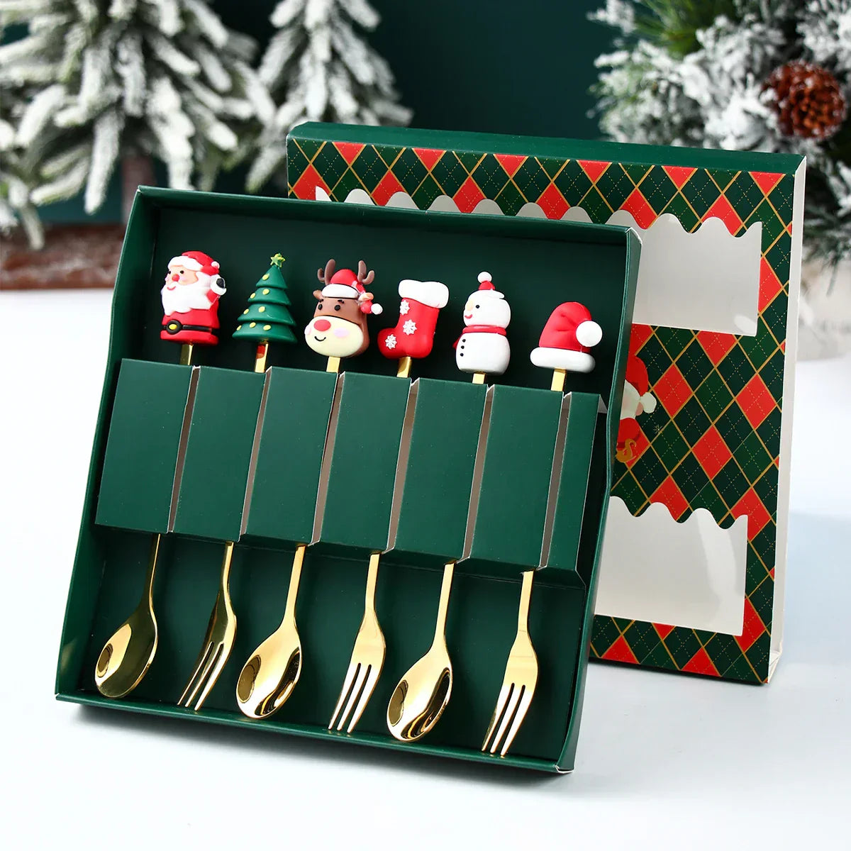 GoudFeest Kerstbestekset – Luxe Gouden Lepel en Vork met Kerstman-Design