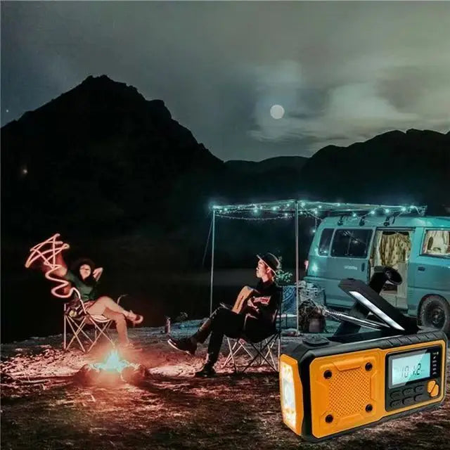 Noodradio op Zonne-energie & Handdynamo – FM/AM Crisis Radio