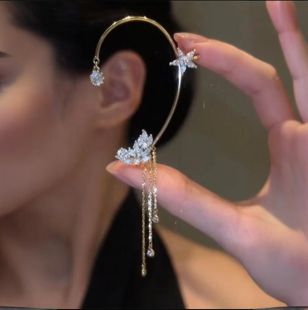 Elegante Statement Oorbellen met Vlinderontwerp en Schitterende Zirkonia