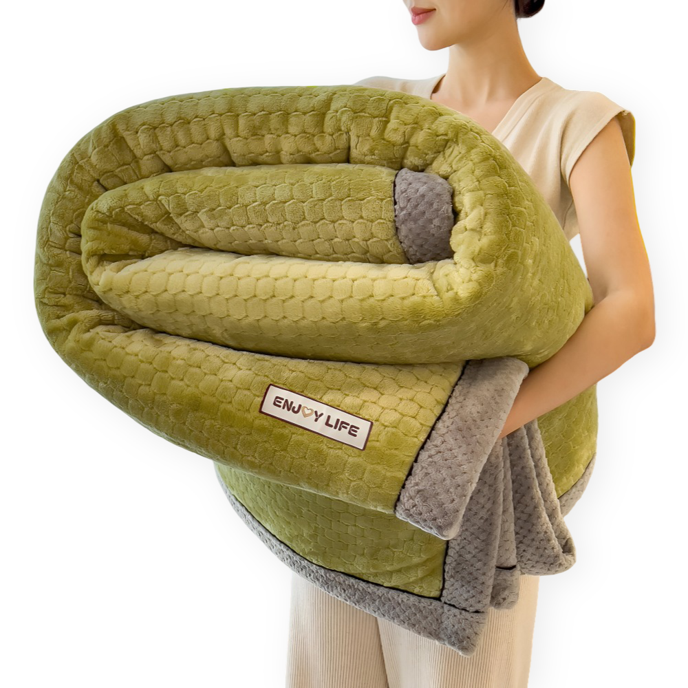 Zachte Fleece Deken met Patchworkpatroon – Warme Winterplaid van 300–350 g/m²
