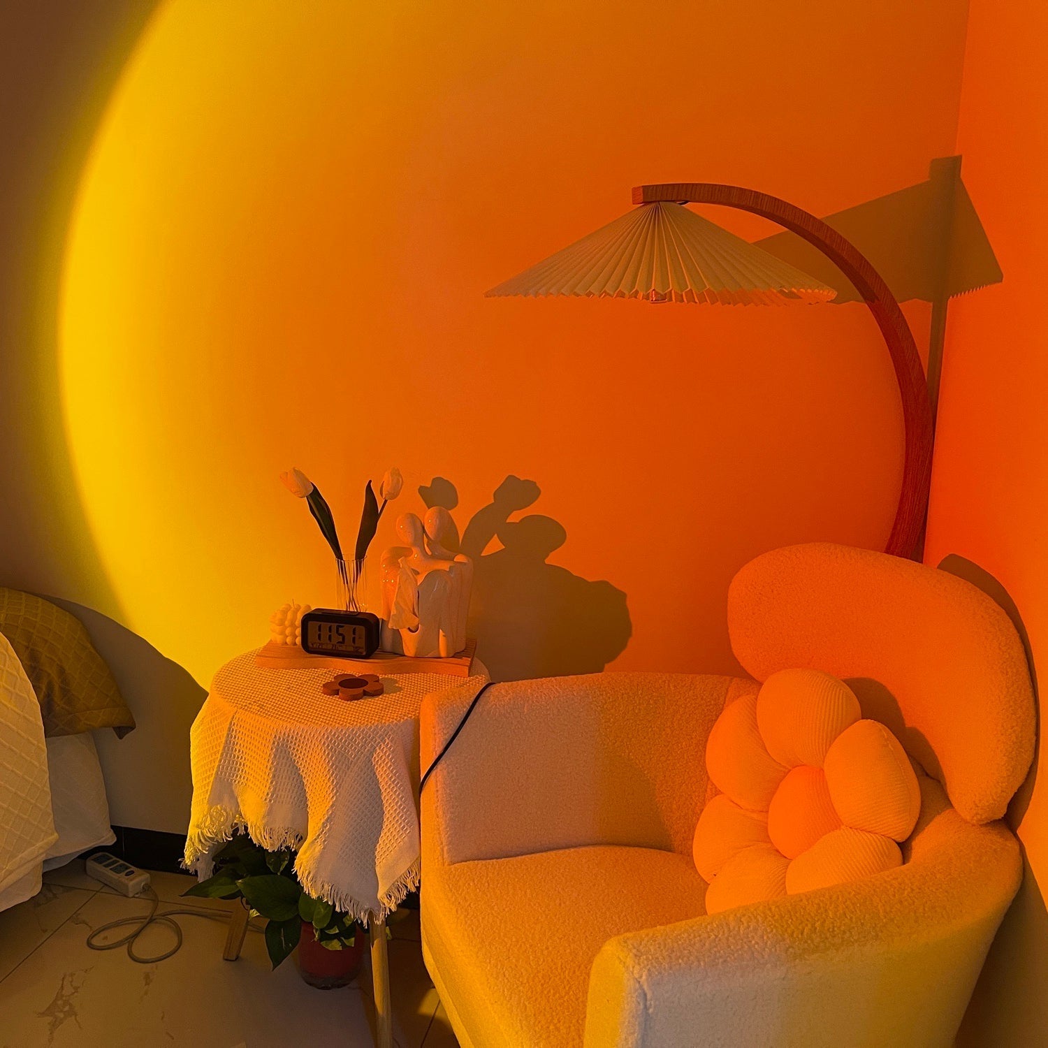 Frendorf | LED Kleurenprojector Vloerlamp | Minimalistisch Halo Licht Effect