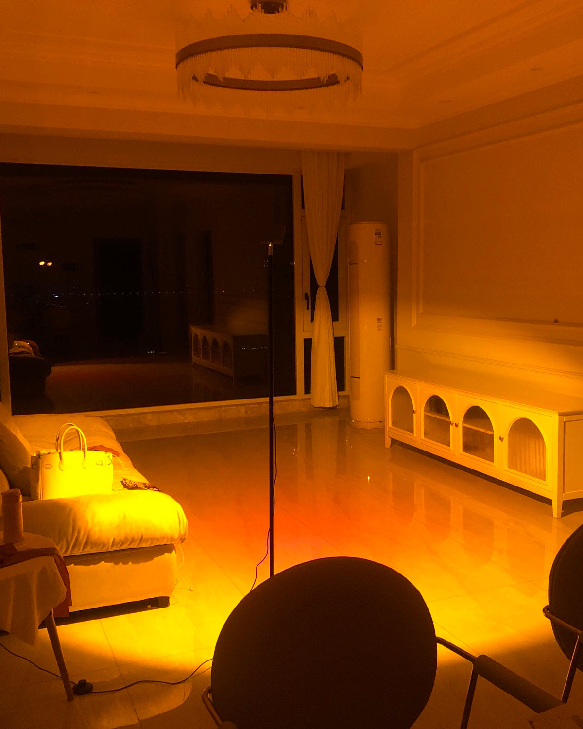 Frendorf | LED Kleurenprojector Vloerlamp | Minimalistisch Halo Licht Effect