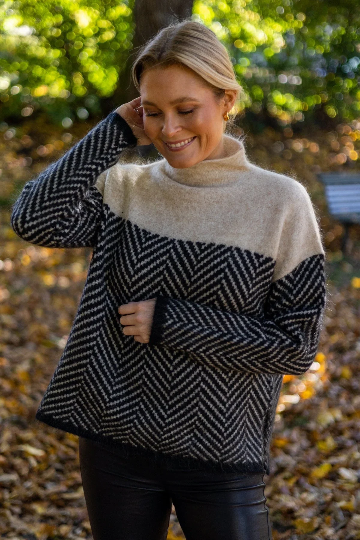 Eireann Luxe Trui | Gezellige Rollkragenpullover in Chevronpatroon voor stijlvolle warmte