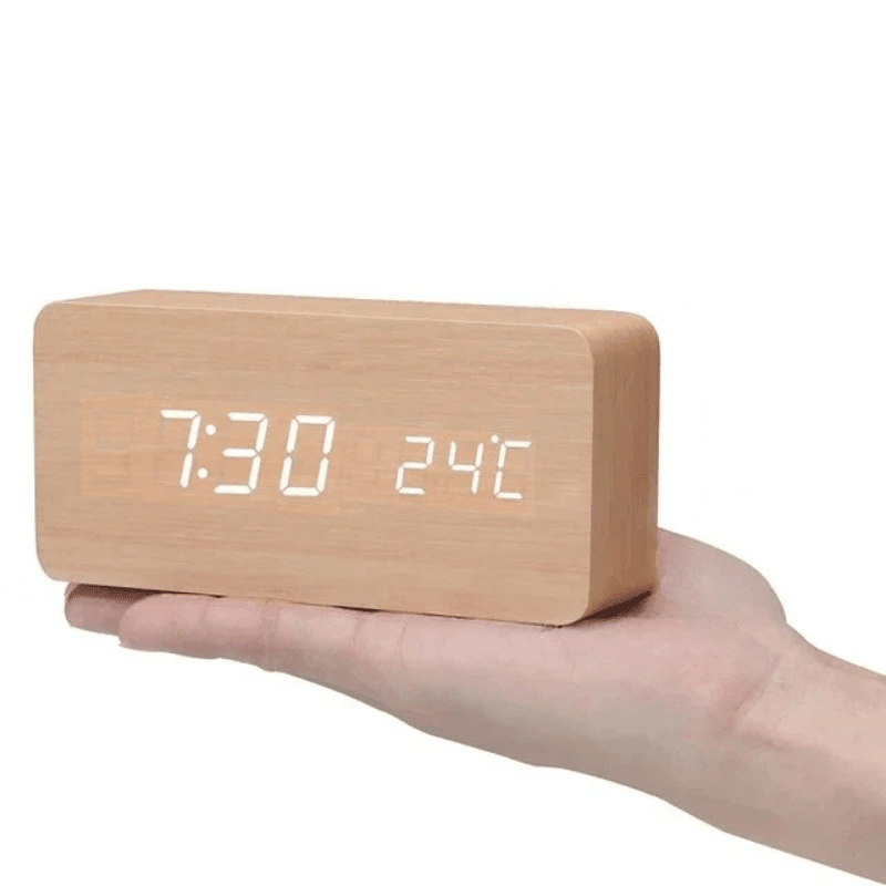 WOODSENSE – LED-houten klok met spraakbesturing voor stijlvolle tijdsaanduiding