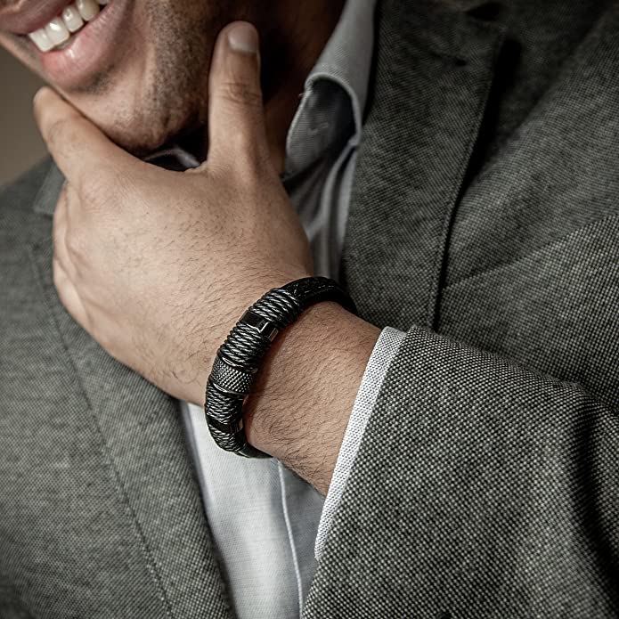 Armband in gevlochten leerstijl
