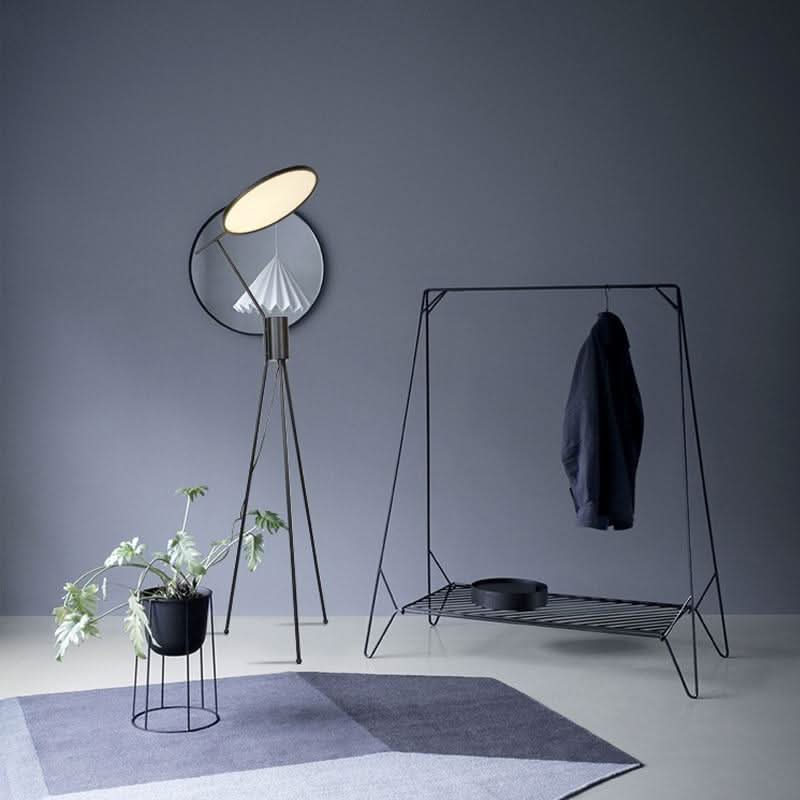Slanke Design Vloerlamp – Sfeerverlichting en Accentverlichting