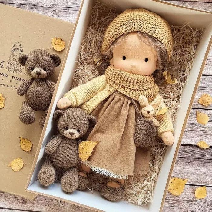 Handgemaakte Winter-Waldorf Knuffelpop - Poppi
