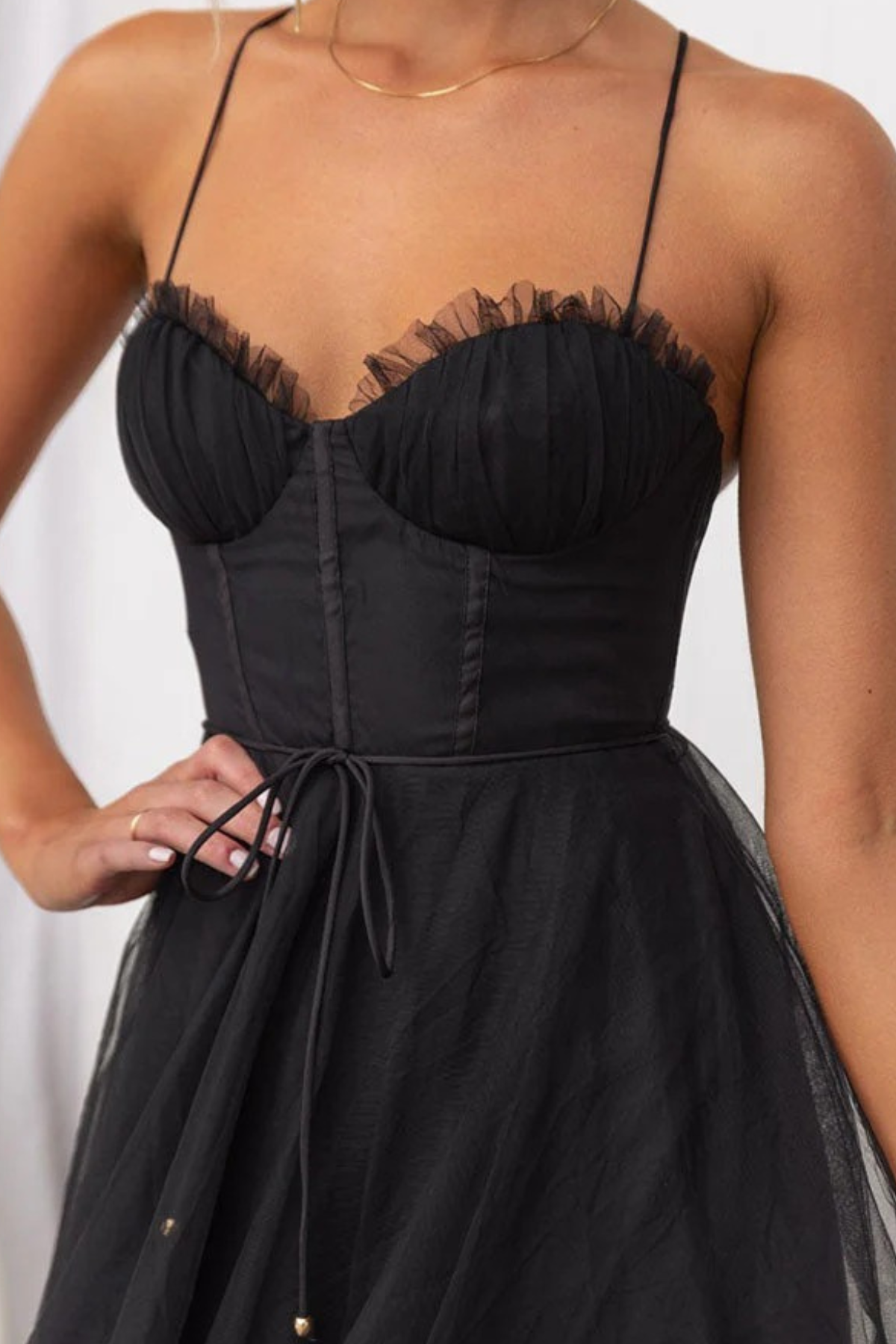 Dames elegant vloeiend jurk voor bruiloftsgasten | Midi