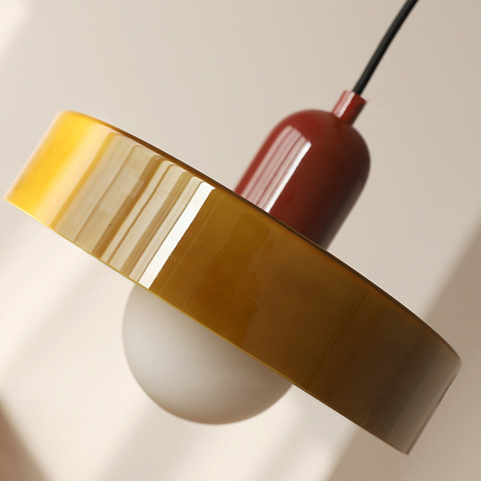 Bauhaus Hanglamp in Gekleurd Glas