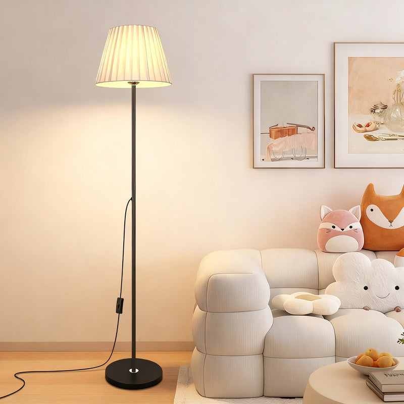 Vloerlamp met stoffen kap, Scandinavisch design