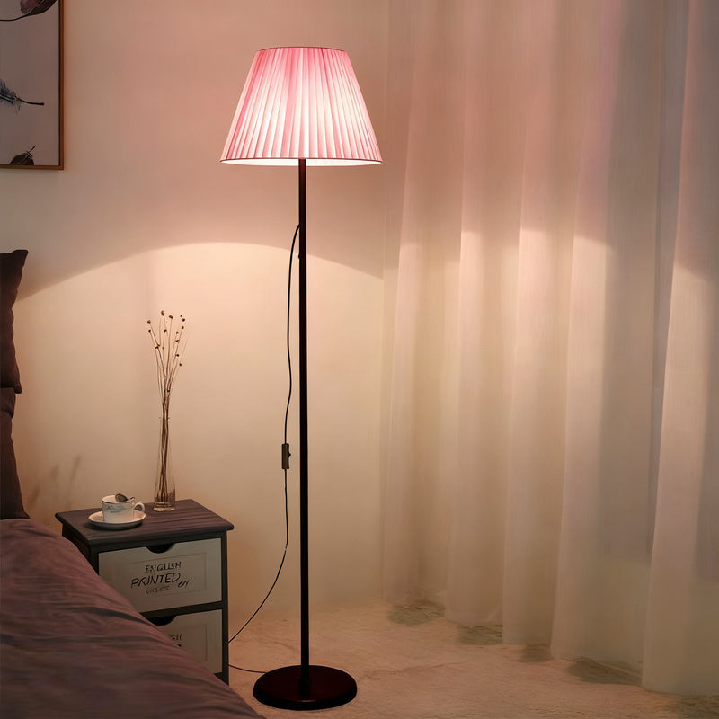 Vloerlamp met stoffen kap, Scandinavisch design