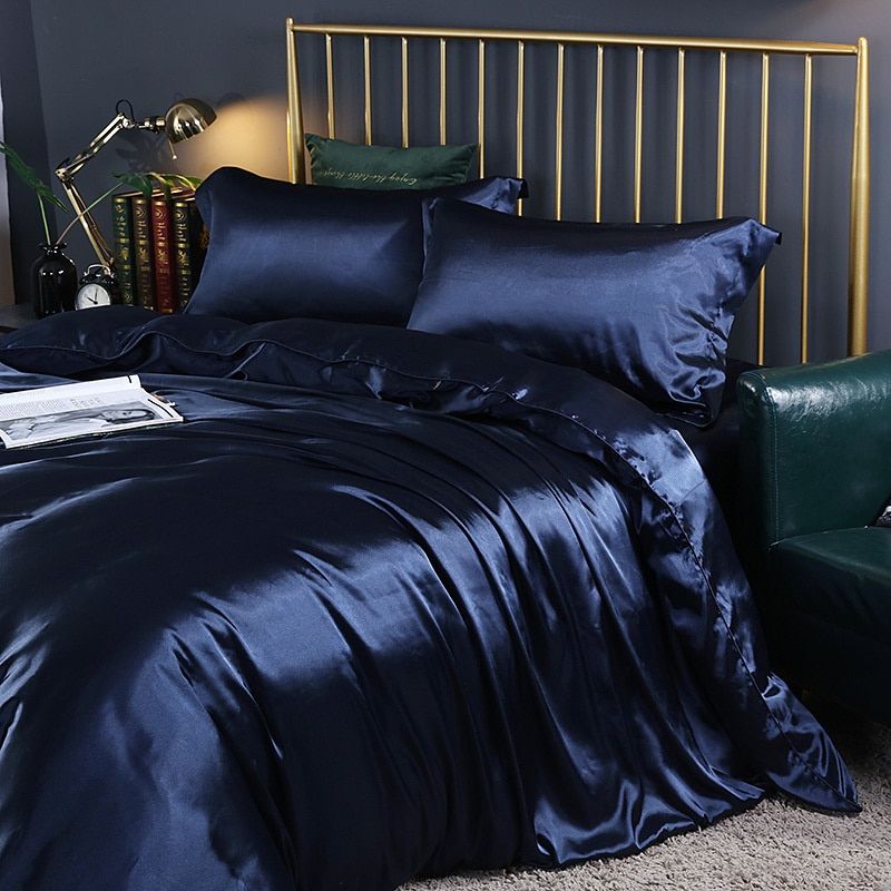 4 stuks superzachte luxe zijden beddengoed set (1 platte lakens + 1 dekbedovertrek + 2 kussenslopen)