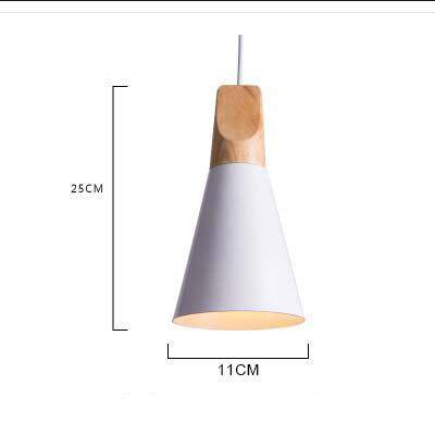 Hanglamp van hout en aluminium in kegelvorm