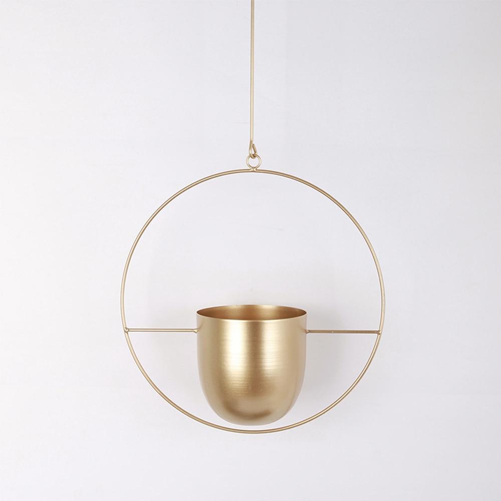 FloraFrame – Elegante metalen plantenhouder voor muur of plafond