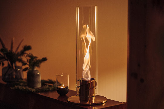 FlameGlow - Moderne tafelhaard met instelbare vlammen voor een gezellige sfeer