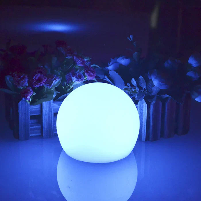 Moderne PE Globe Buiten Tuinlamp LED Oplaadbaar