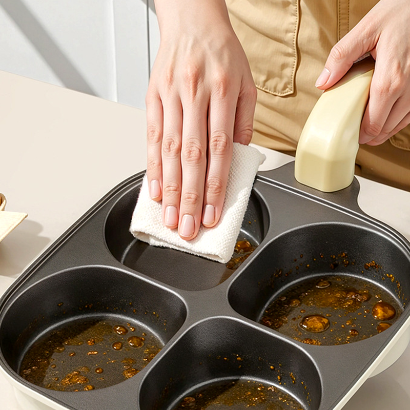 4-Cup Omeletpan met Antiaanbaklaag – Vier Eieren Tegelijk Bakken