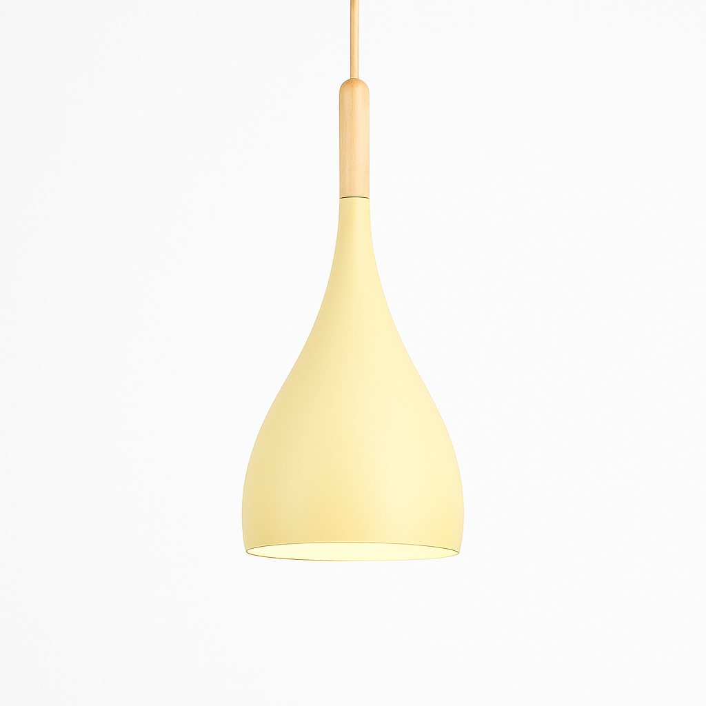 Kleurige metalen LED-hanglamp en houten stok in Nordic-stijl